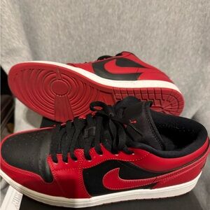 Jordan Men's Red and Black Sneakers